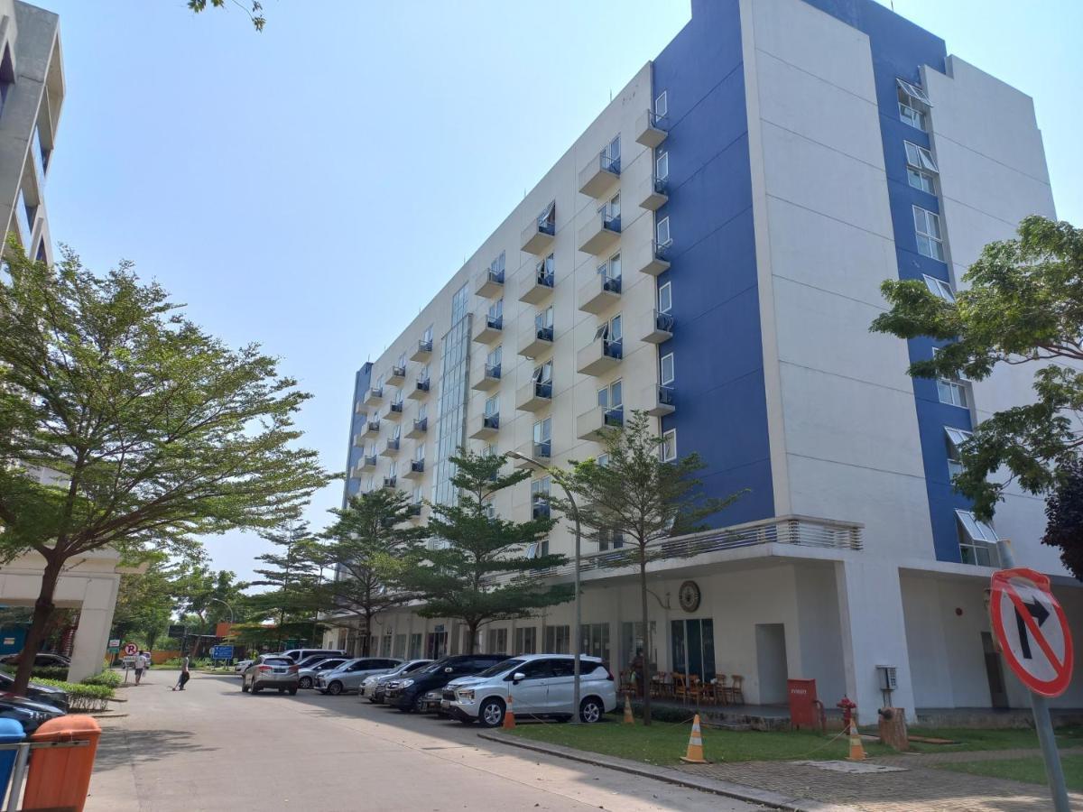 Aero Room Tangerang Buitenkant foto